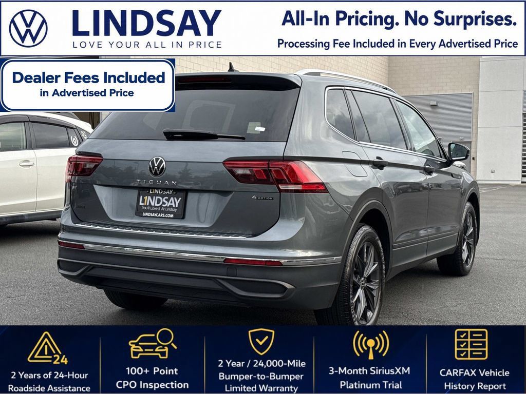 Certified 2024 Volkswagen Tiguan SE w/ Panoramic Sunroof Package AWD/4WD image 3