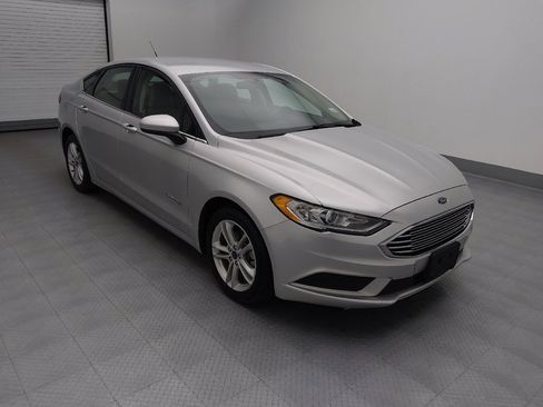 Used 2018 Ford Fusion S image 13