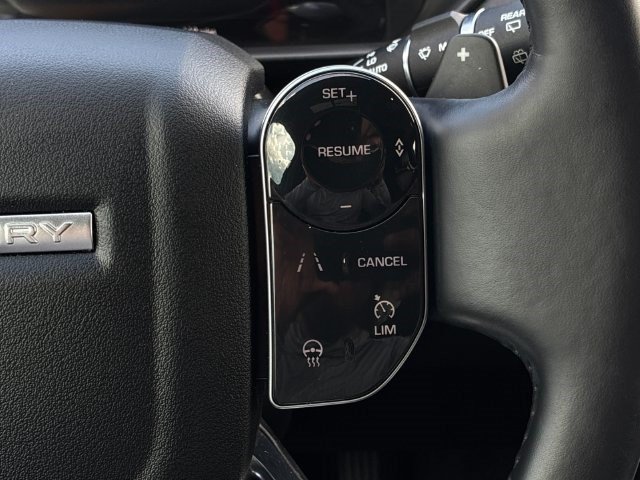 Used 2020 Land Rover Discovery HSE AWD/4WD image 26