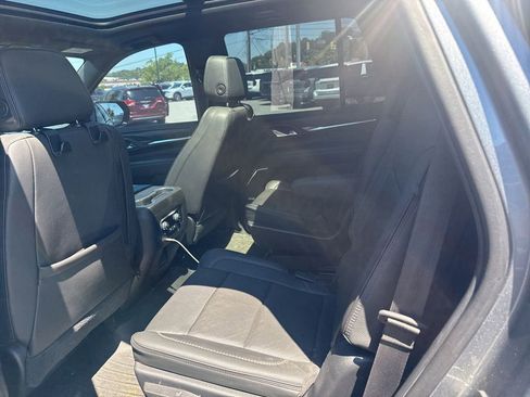 Used 2021 GMC Yukon Denali w/ Denali Premium Package AWD/4WD image 10