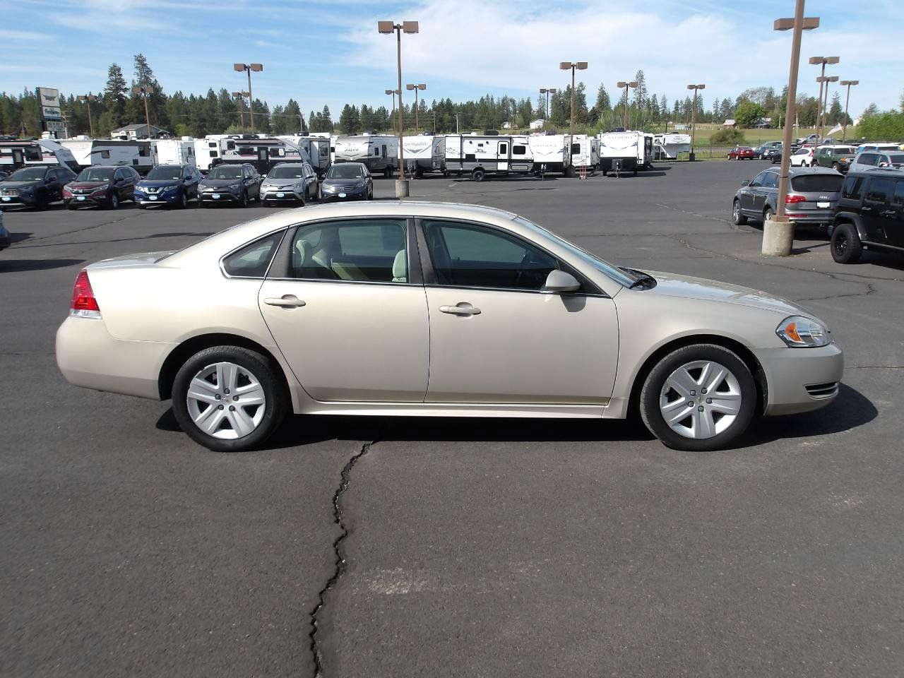 Used 2010 Chevrolet Impala LS FWD image 6