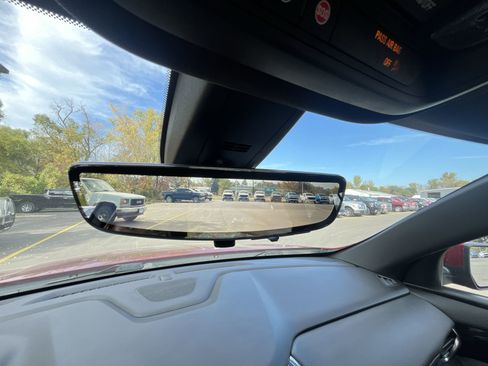 Certified 2023 Chevrolet Traverse RS image 35