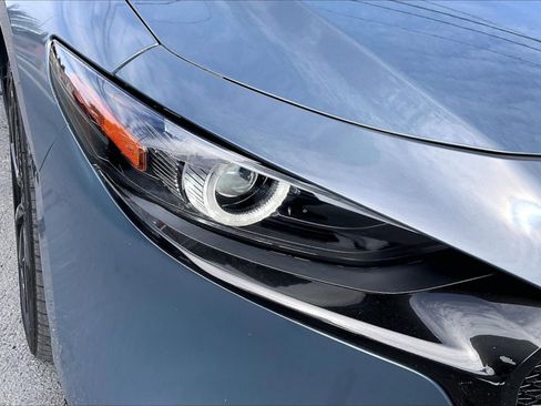 Used 2021 MAZDA MAZDA3 s FWD image 29