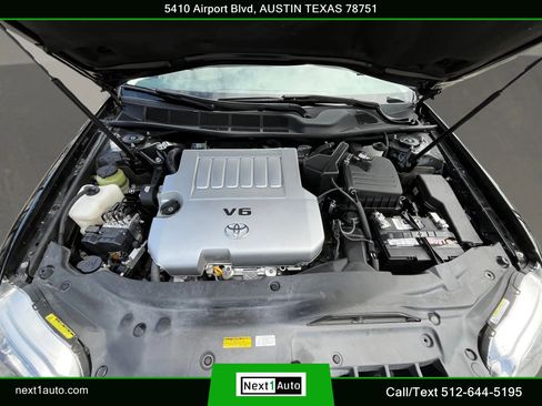 Used 2011 Toyota Avalon Limited FWD image 35