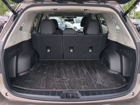 Used 2024 Subaru Forester Premium AWD/4WD image 14