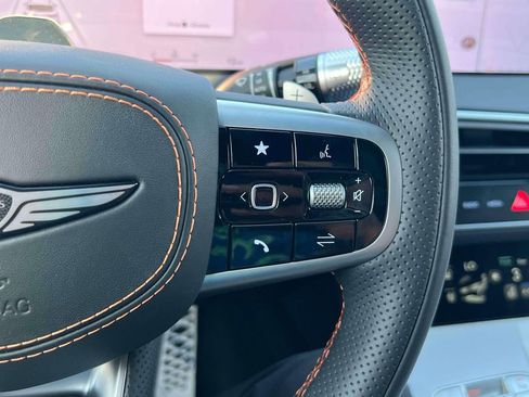 New 2026 Genesis GV70 2.5T Sport Prestige AWD/4WD image 18