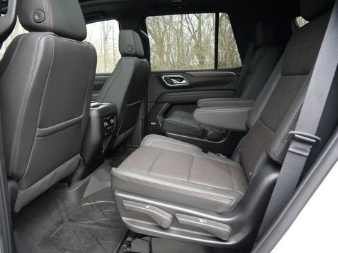 Used 2024 Chevrolet Tahoe High Country w/ Premium Package AWD/4WD image 24