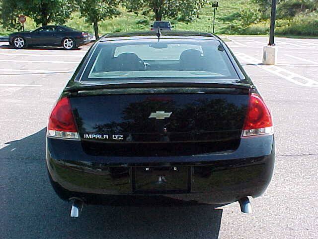 Used 2012 Chevrolet Impala LTZ FWD image 38