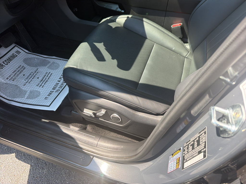 Used 2026 Hyundai Santa Fe SEL FWD image 20