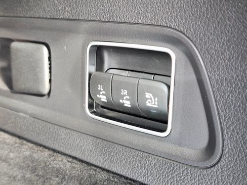 New 2026 Mercedes-Benz GLS 450 4MATIC image 37