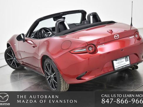 Used 2024 MAZDA MX-5 Miata Grand Touring image 16