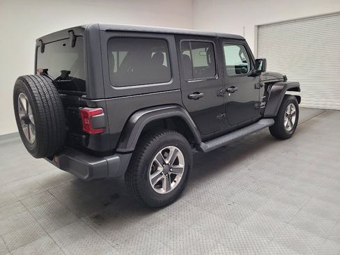 Used 2019 Jeep Wrangler Unlimited Sahara w/ Safety Group AWD/4WD image 9