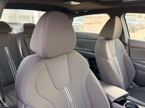 New 2026 Hyundai Elantra Sport FWD image 31