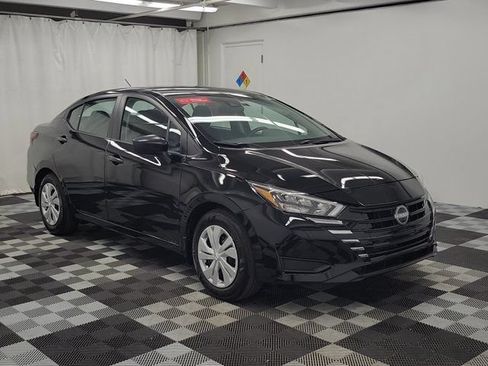 Certified 2025 Nissan Versa S w/ Trunk Package FWD image 1