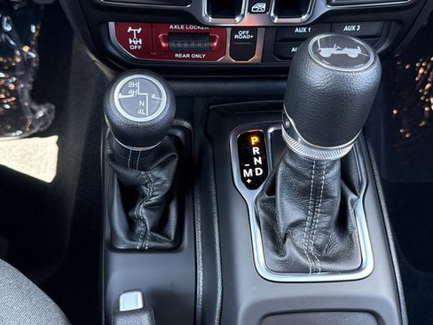 New 2025 Jeep Wrangler Willys image 21