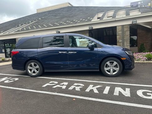 Used 2018 Honda Odyssey EX-L image 5