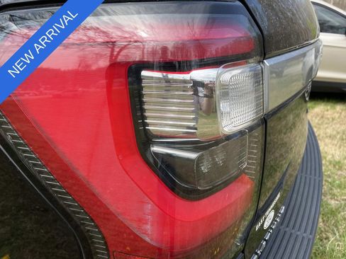 Used 2019 Ford Expedition Platinum image 10