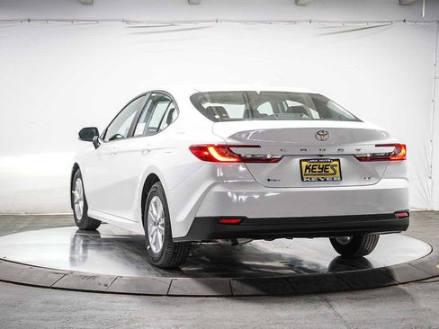 New 2026 Toyota Camry LE image 2