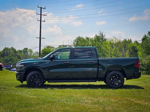 New 2026 RAM 1500 Express AWD/4WD image 8