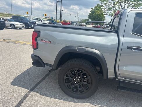 Used 2026 Chevrolet Colorado Trail Boss AWD/4WD image 3