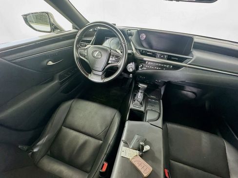 Used 2019 Lexus ES 350 350 w/ Premium Package image 9