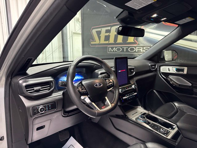 Used 2023 Ford Explorer ST w/ Equipment Group 401A AWD/4WD image 6
