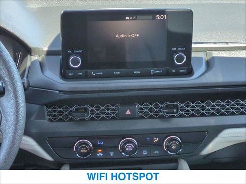 Certified 2023 Honda Accord LX image 17