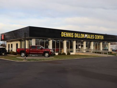 Used 2019 GMC Sierra 1500 SLT w/ SLT Premium Plus Package AWD/4WD image 32