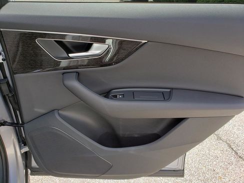 Used 2022 Audi Q7 3.0T Premium image 17