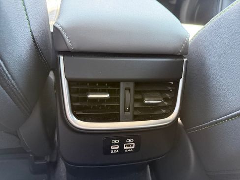 Used 2024 Subaru Outback Onyx Edition AWD/4WD image 33