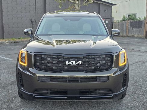 Used 2022 Kia Telluride EX w/ EX Premium Package AWD/4WD image 2