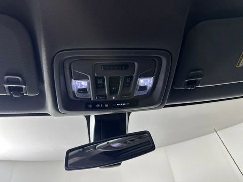 Used 2022 GMC Sierra 2500 Denali image 24