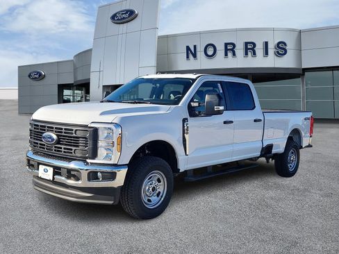New 2026 Ford F350 XL w/ XL Chrome Package image 2