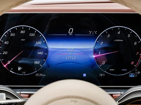 Used 2024 Mercedes-Benz Maybach GLS 600 4MATIC image 16