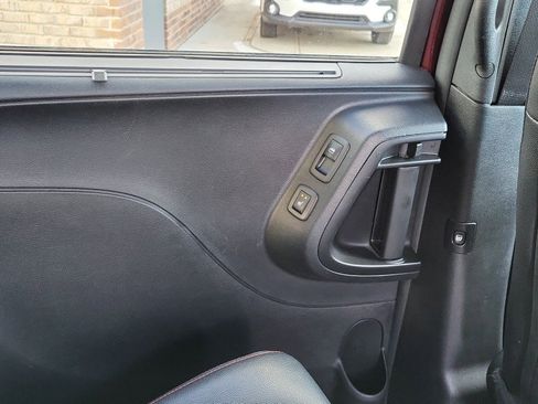 Used 2017 Dodge Grand Caravan GT image 16