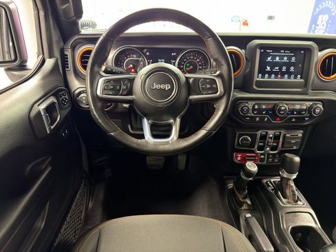 Used 2021 Jeep Gladiator Mojave w/ Cold Weather Group AWD/4WD image 27