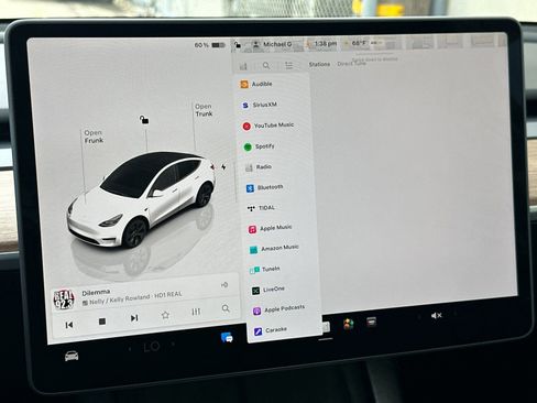 Used 2024 Tesla Model Y Long Range image 20