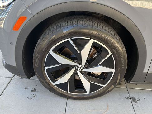 Certified 2023 Volkswagen ID.4 Pro S RWD image 9