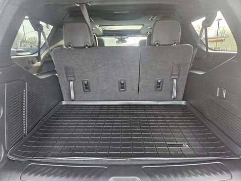 Certified 2023 GMC Yukon XL SLT image 16