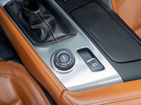 Used 2015 Chevrolet Corvette Z06 w/ 3LZ Preferred Equipment Group image 55