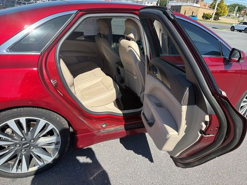 Used 2017 Lincoln MKZ Reserve w/ Technology Package FWD image 19