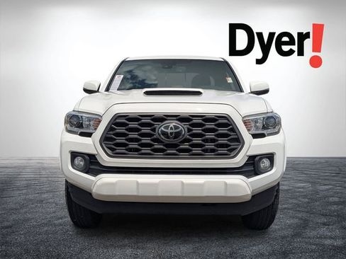 Used 2021 Toyota Tacoma TRD Sport w/ Technology Package RWD image 8