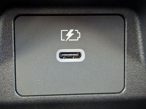 New 2025 Mitsubishi Outlander ES image 28