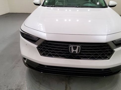 New 2025 Honda Accord Touring image 7