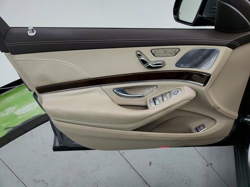 Used 2014 Mercedes-Benz S 550 Sedan image 24