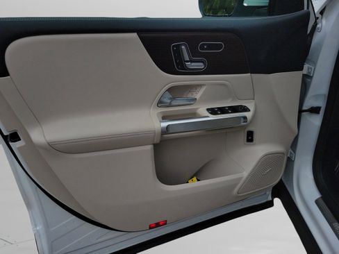 Certified 2026 Mercedes-Benz GLB 250 image 16