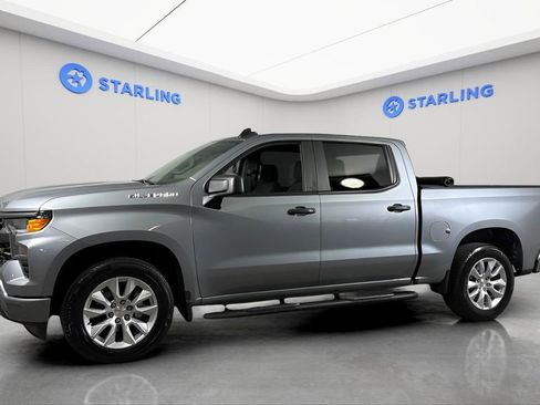Certified 2024 Chevrolet Silverado 1500 Custom RWD image 2