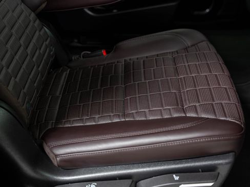 Used 2023 Cadillac Escalade V image 93