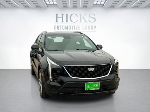 Used 2020 Cadillac XT4 Sport image 3