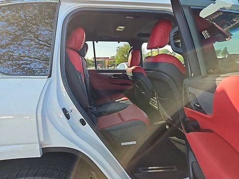 Used 2022 Lexus LX 600 F Sport image 48